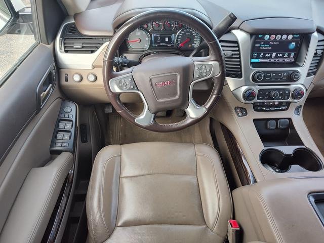 Used 2019 GMC Yukon XL SLT w/ Open Road Package AWD/4WD image 17