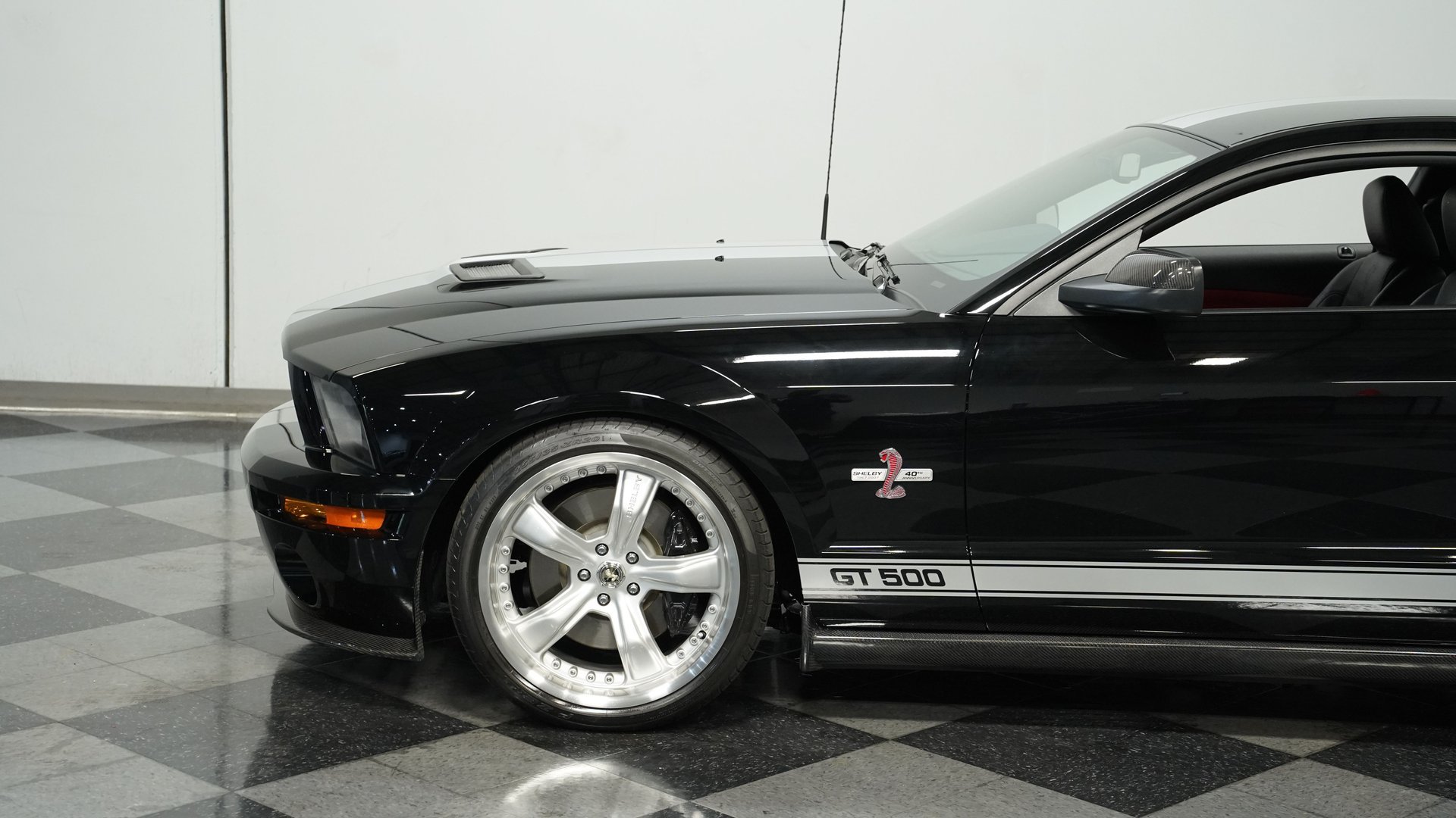 Used 2007 Ford Mustang Shelby GT500 RWD image 19