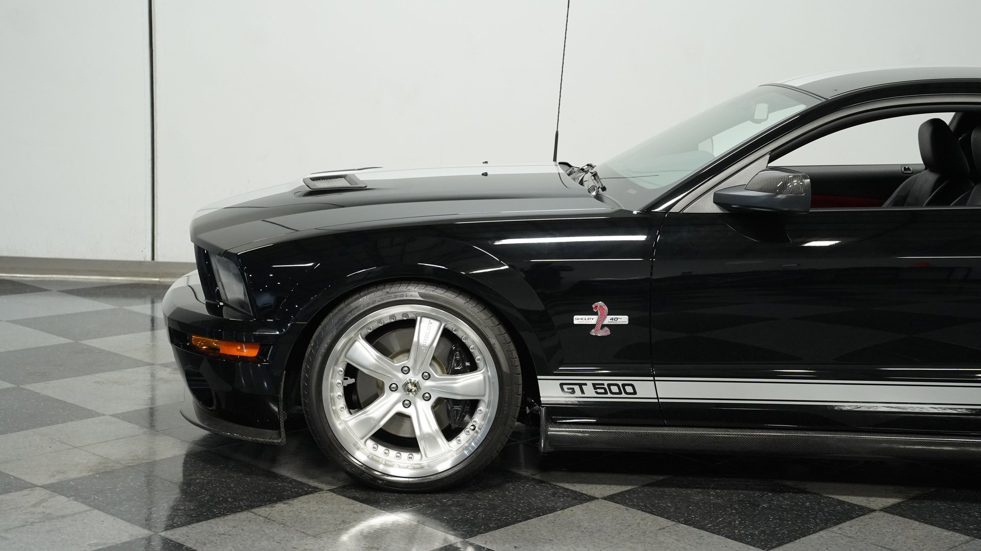 Used 2007 Ford Mustang Shelby GT500 RWD image 19