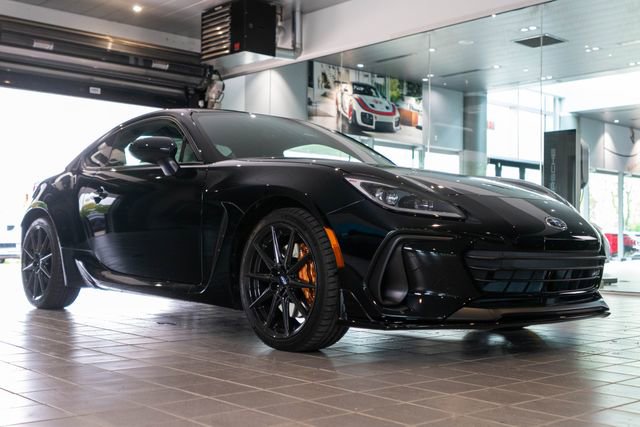 Used 2025 Subaru BRZ tS RWD image 1