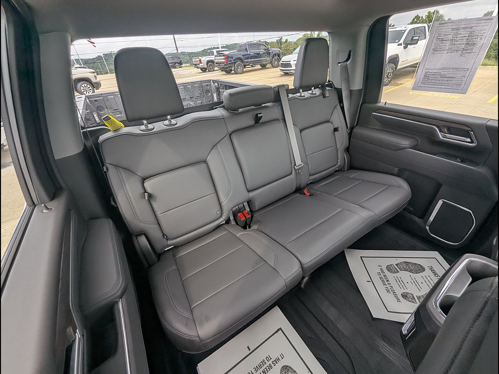 Used 2025 GMC Sierra 2500 SLT AWD/4WD image 19