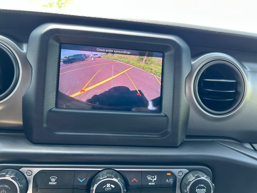 Used 2023 Jeep Wrangler Sport AWD/4WD image 16
