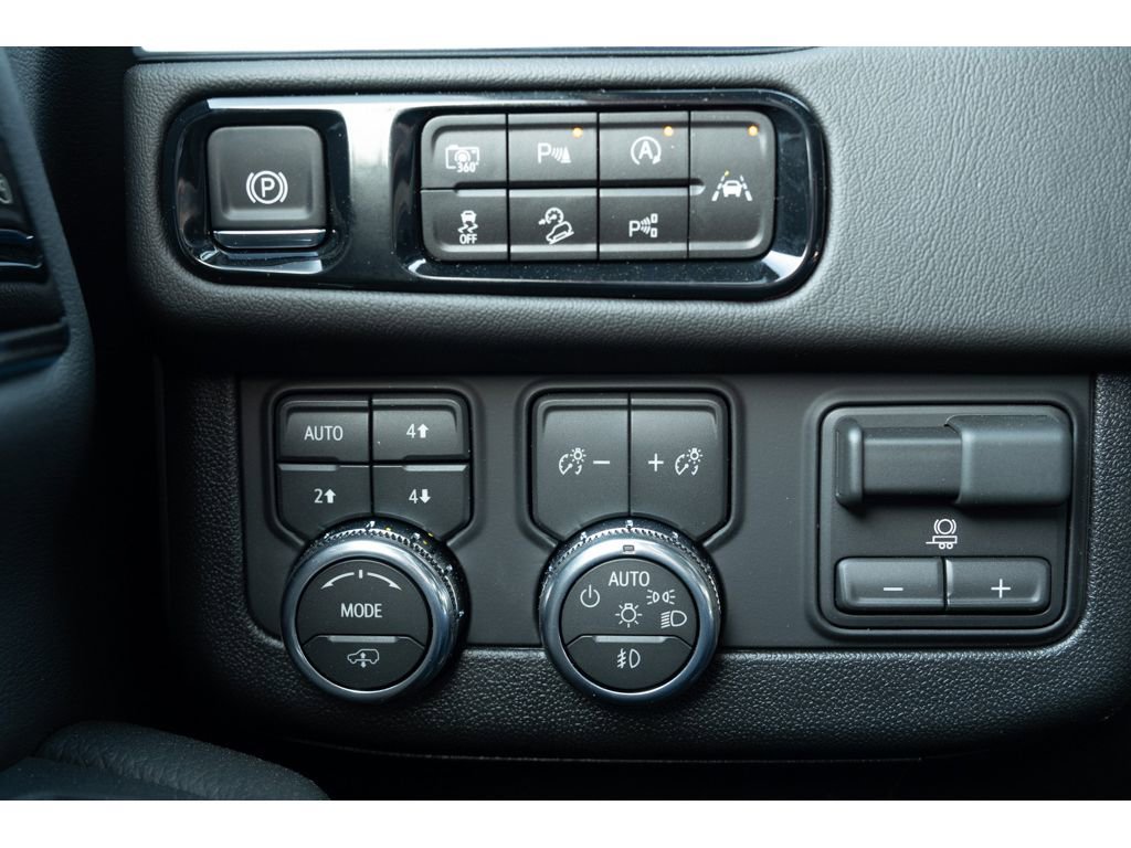 New 2026 GMC Yukon Denali AWD/4WD image 30