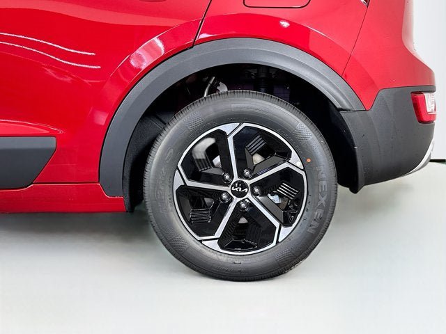 New 2026 Kia Niro LX FWD image 10