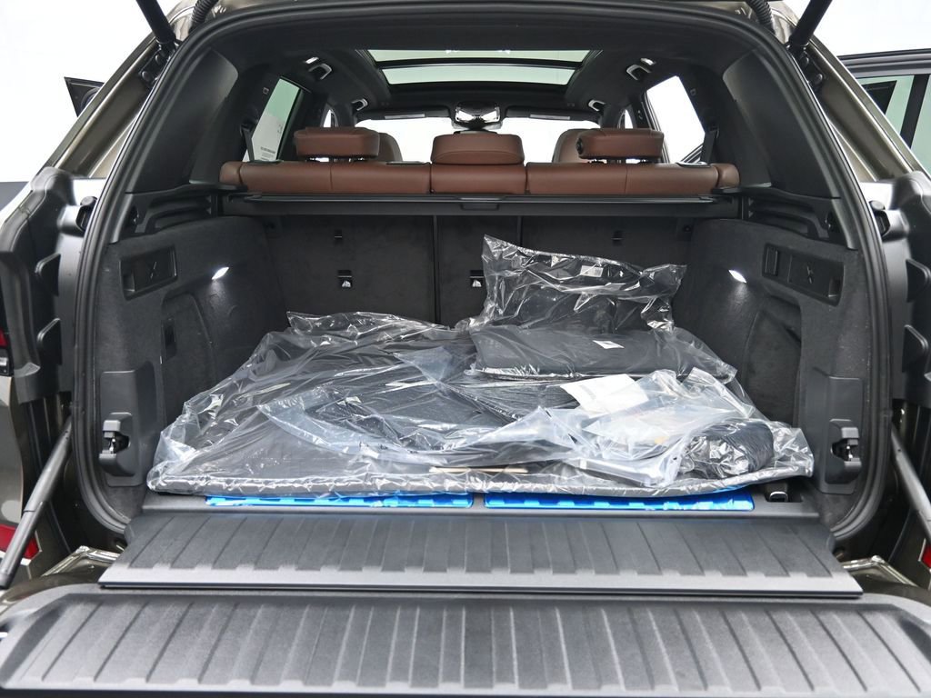 New 2026 BMW X5 xDrive50e AWD/4WD image 32