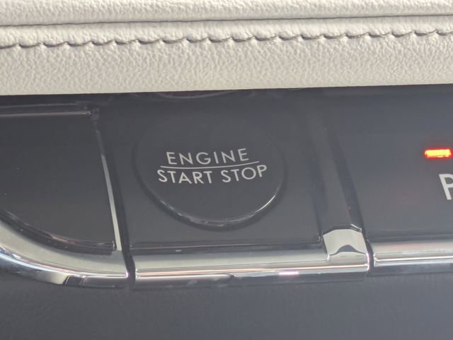 New 2026 Lincoln Aviator 2WD w/ Jet Appearance Package image 26