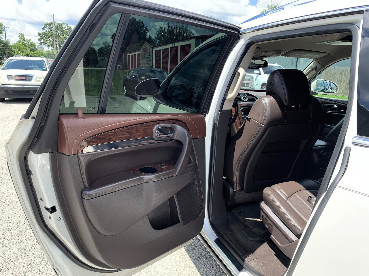 Used 2014 Buick Enclave Premium AWD/4WD image 28