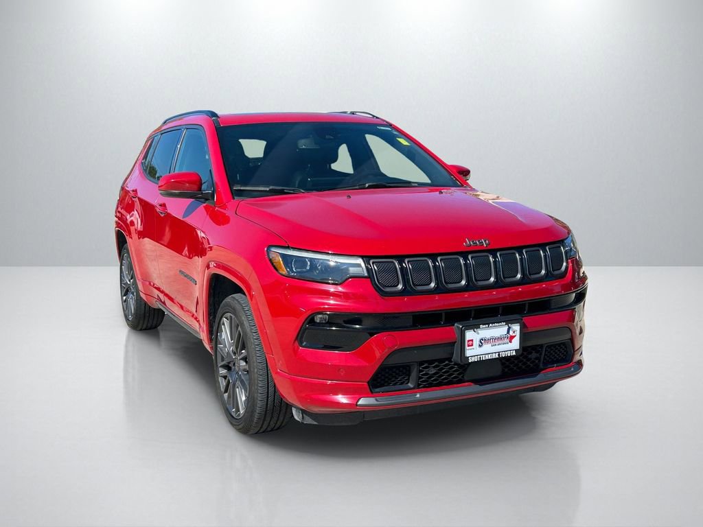 Used 2022 Jeep Compass Limited w/ (RED) Package image 3