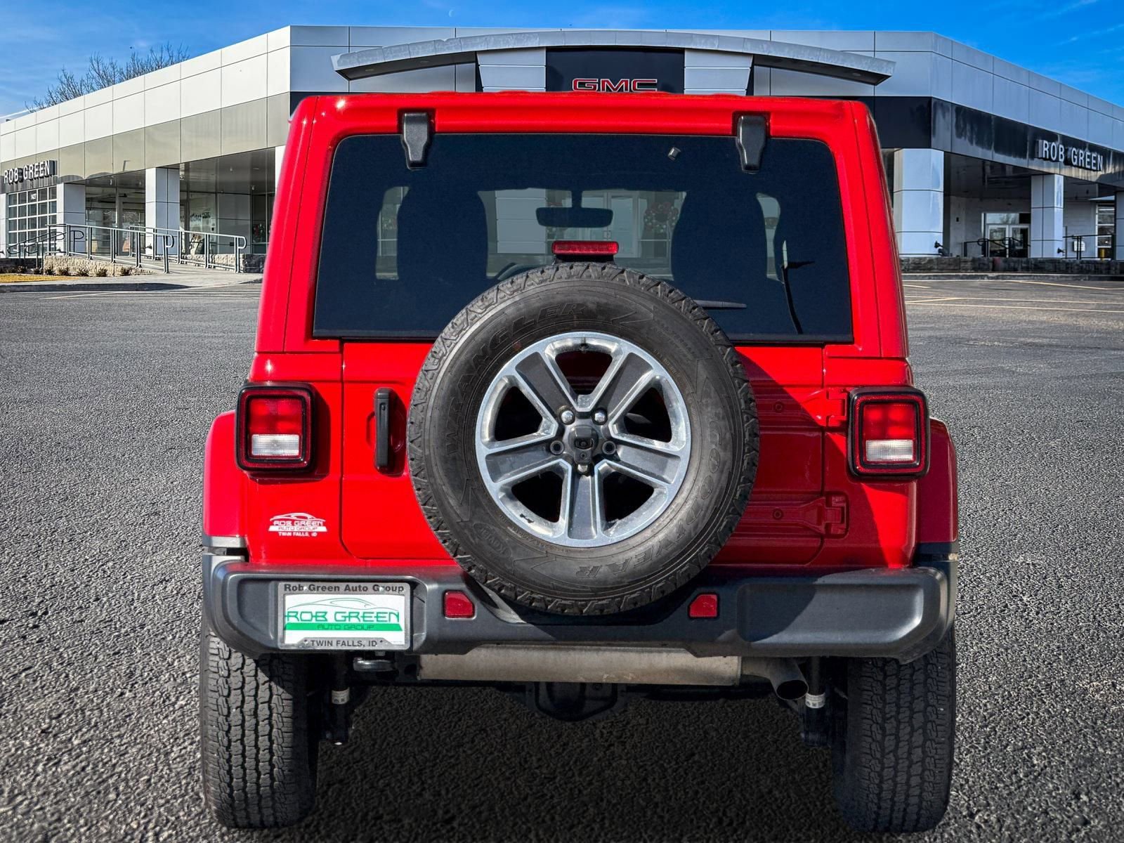 Used 2023 Jeep Wrangler Sahara w/ Cold Weather Group image 4