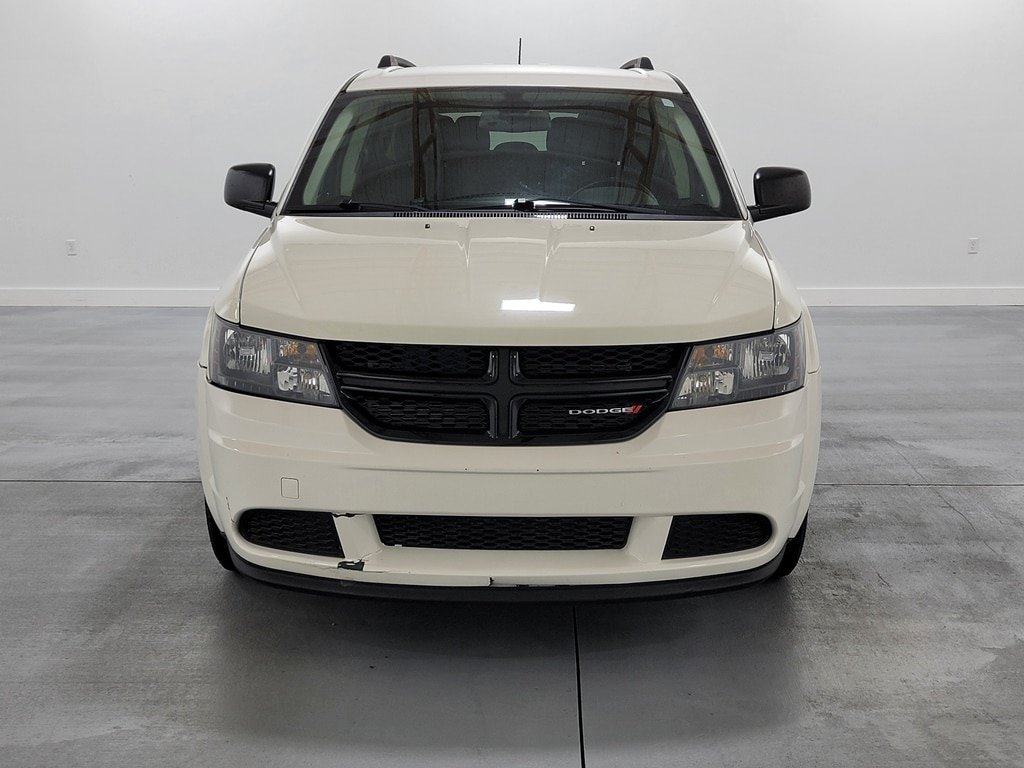 Used 2018 Dodge Journey SE w/ Connectivity Group FWD image 3
