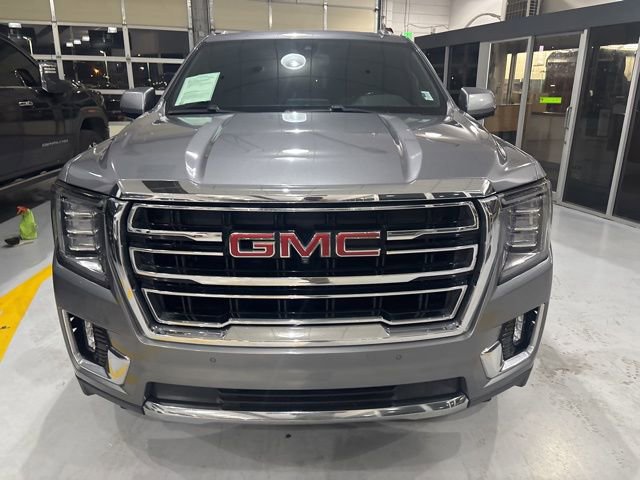Used 2021 GMC Yukon SLT w/ SLT Premium Package image 3