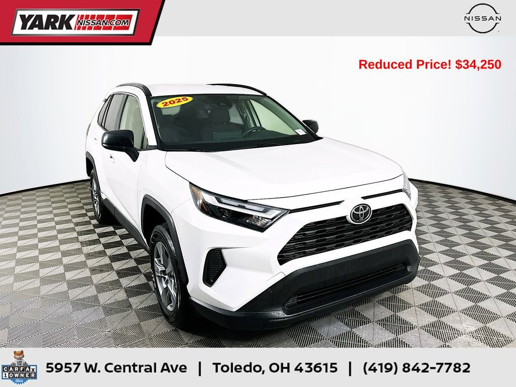 Used 2025 Toyota RAV4 LE image 1