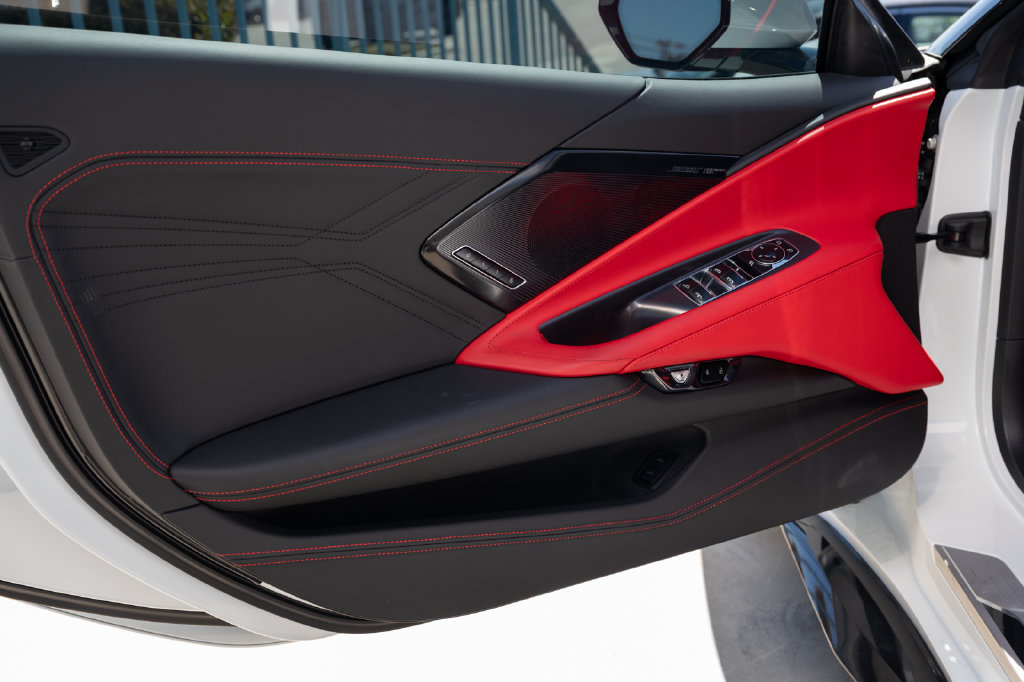 Used 2024 Chevrolet Corvette Z06 w/ Stealth Interior Trim Package RWD image 20