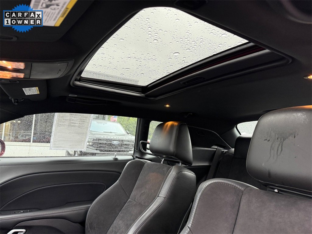 Used 2022 Dodge Challenger R/T w/ Plus Package image 22