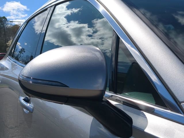 Used 2024 Genesis GV70 2.5T w/ Advanced Package image 11