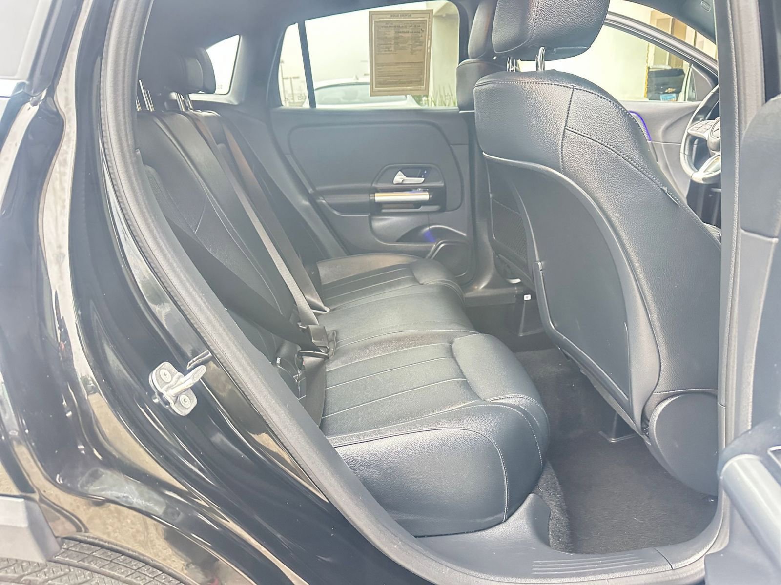 Used 2025 Mercedes-Benz GLA 250 4MATIC image 25