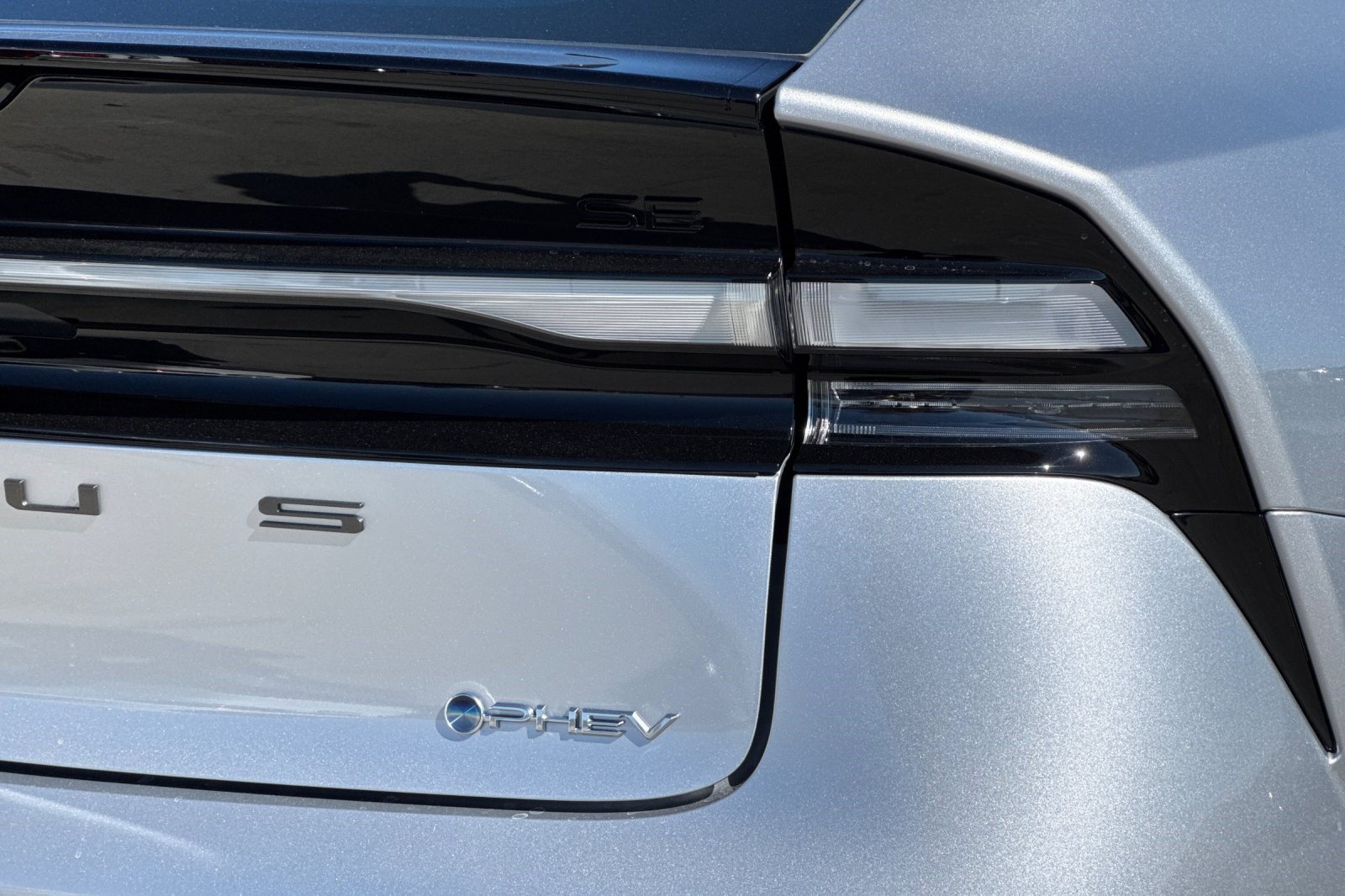 New 2027 Toyota Prius Plug-In Hybrid FWD image 25