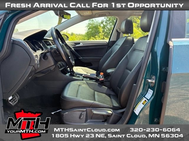 Used 2019 Volkswagen Golf Alltrack S AWD/4WD image 9