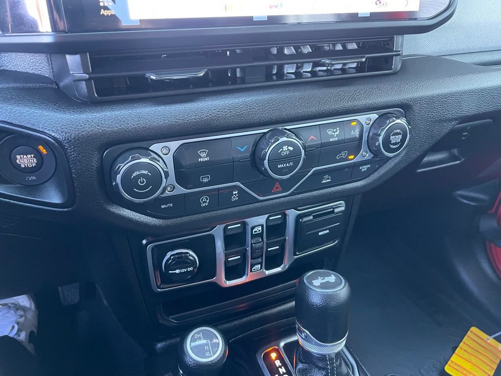 New 2026 Jeep Wrangler Unlimited Sport AWD/4WD image 28