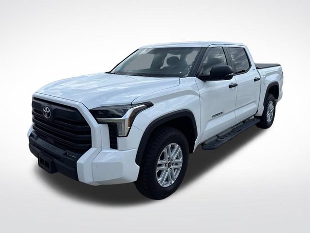 Used 2024 Toyota Tundra SR5 w/ SR5 Convenience Package AWD/4WD image 3