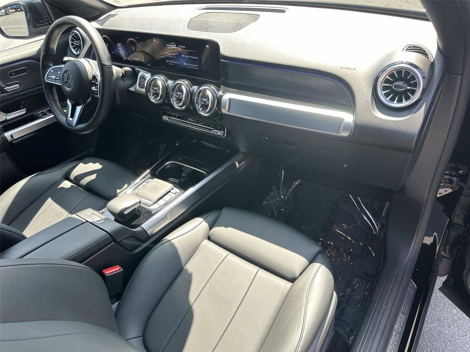 Used 2023 Mercedes-Benz EQB 250+ w/ Exclusive Package image 12