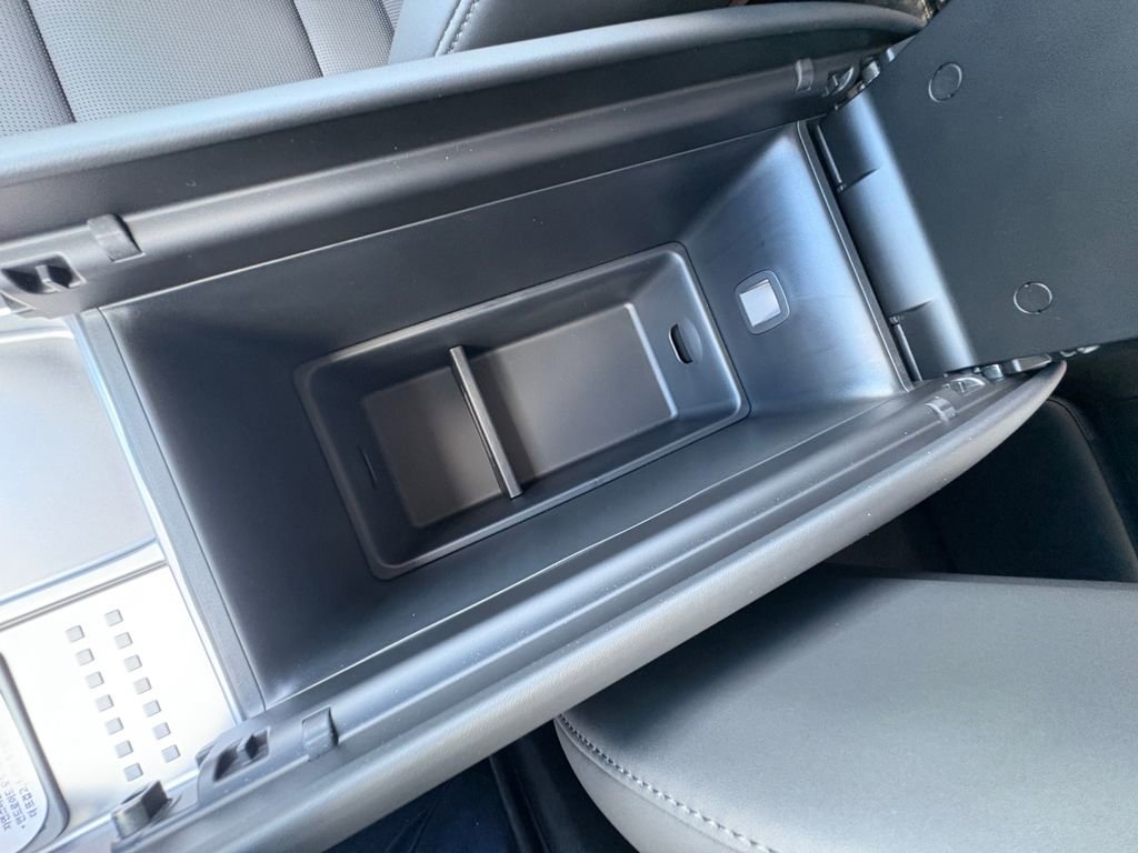 New 2026 Hyundai Ioniq 9 Limited image 36