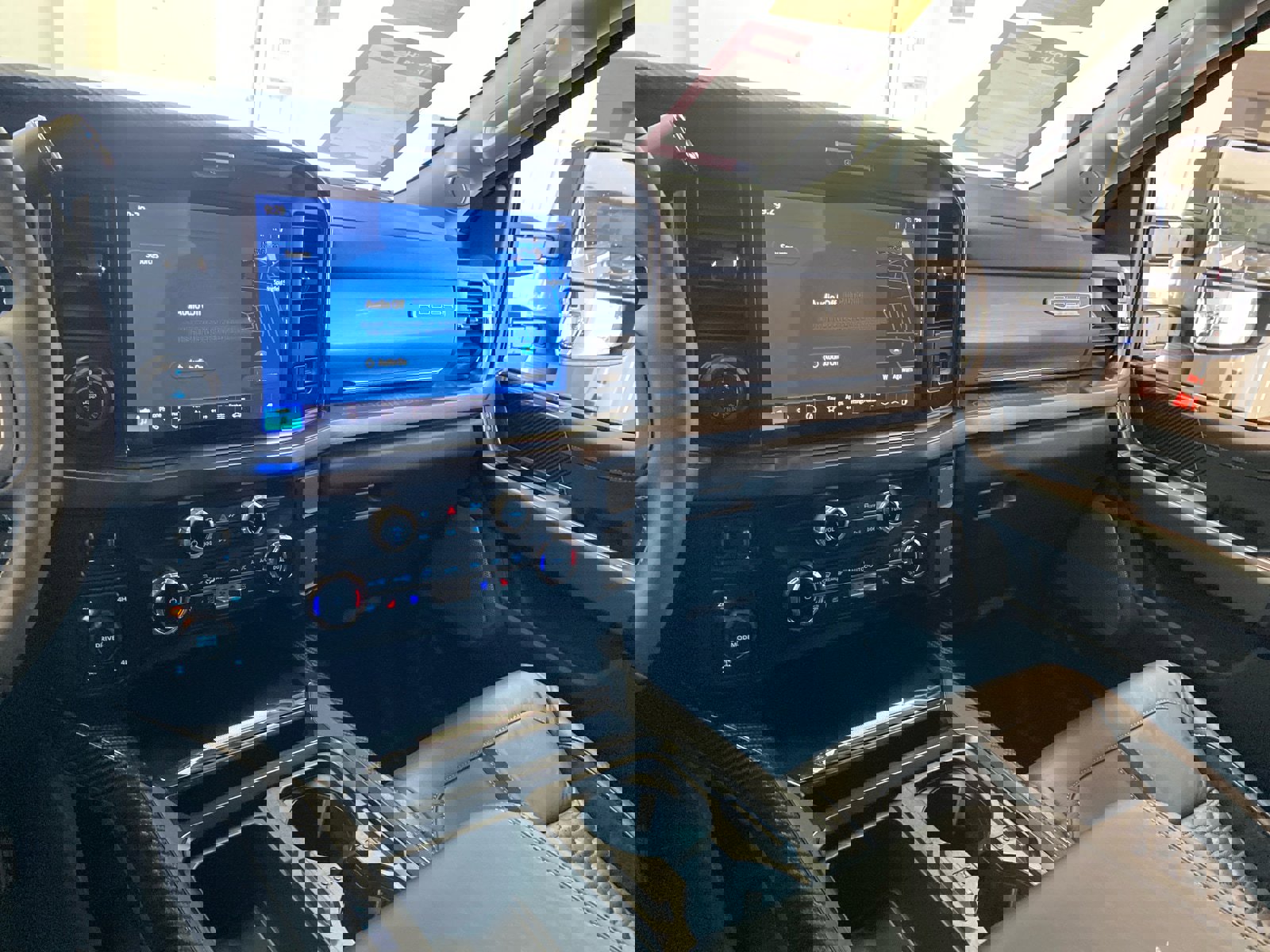 New 2026 Ford F250 Lariat w/ Black Appearance Package image 16