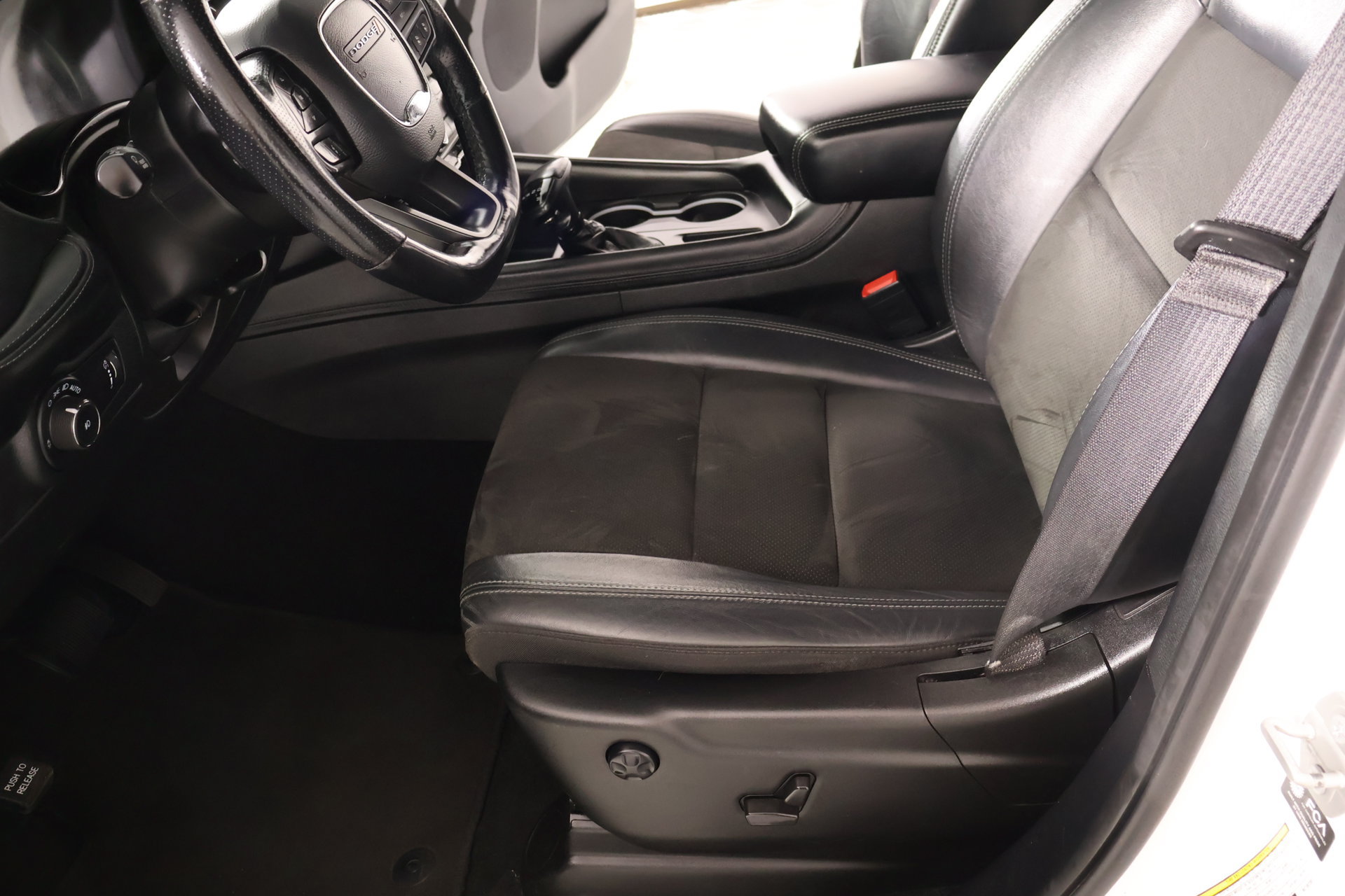 Used 2022 Dodge Durango GT RWD image 12