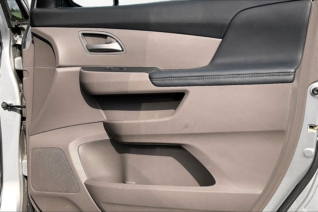 Used 2012 Honda Odyssey EX-L image 32