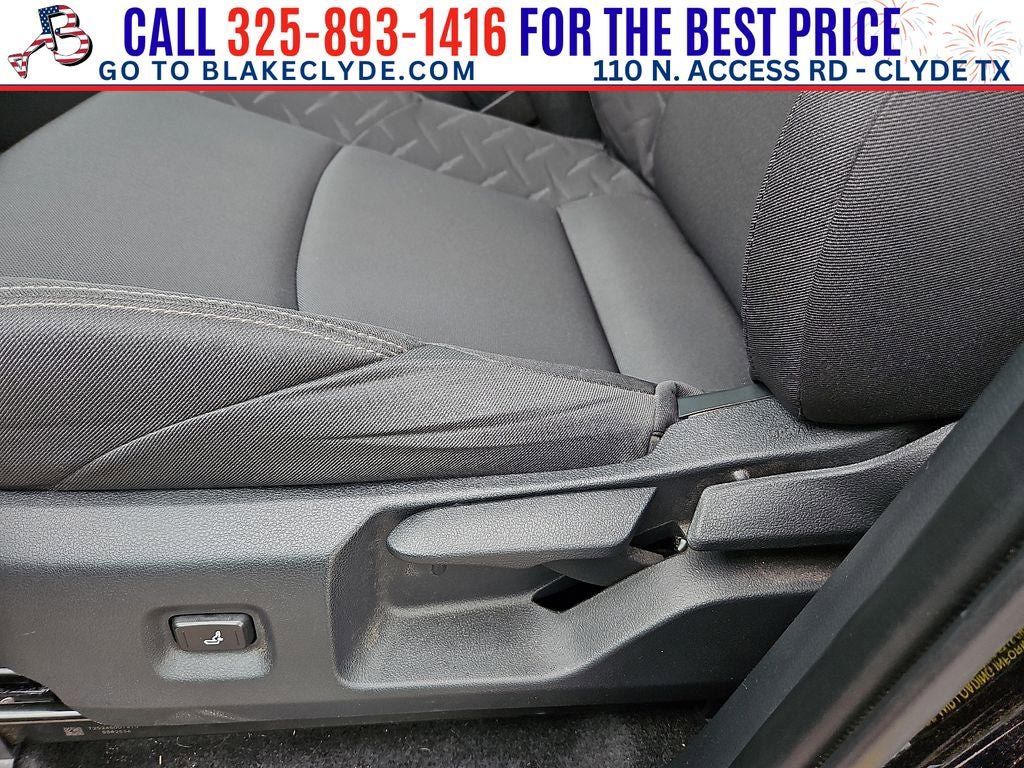 Used 2025 Toyota Tacoma SR5 AWD/4WD image 23