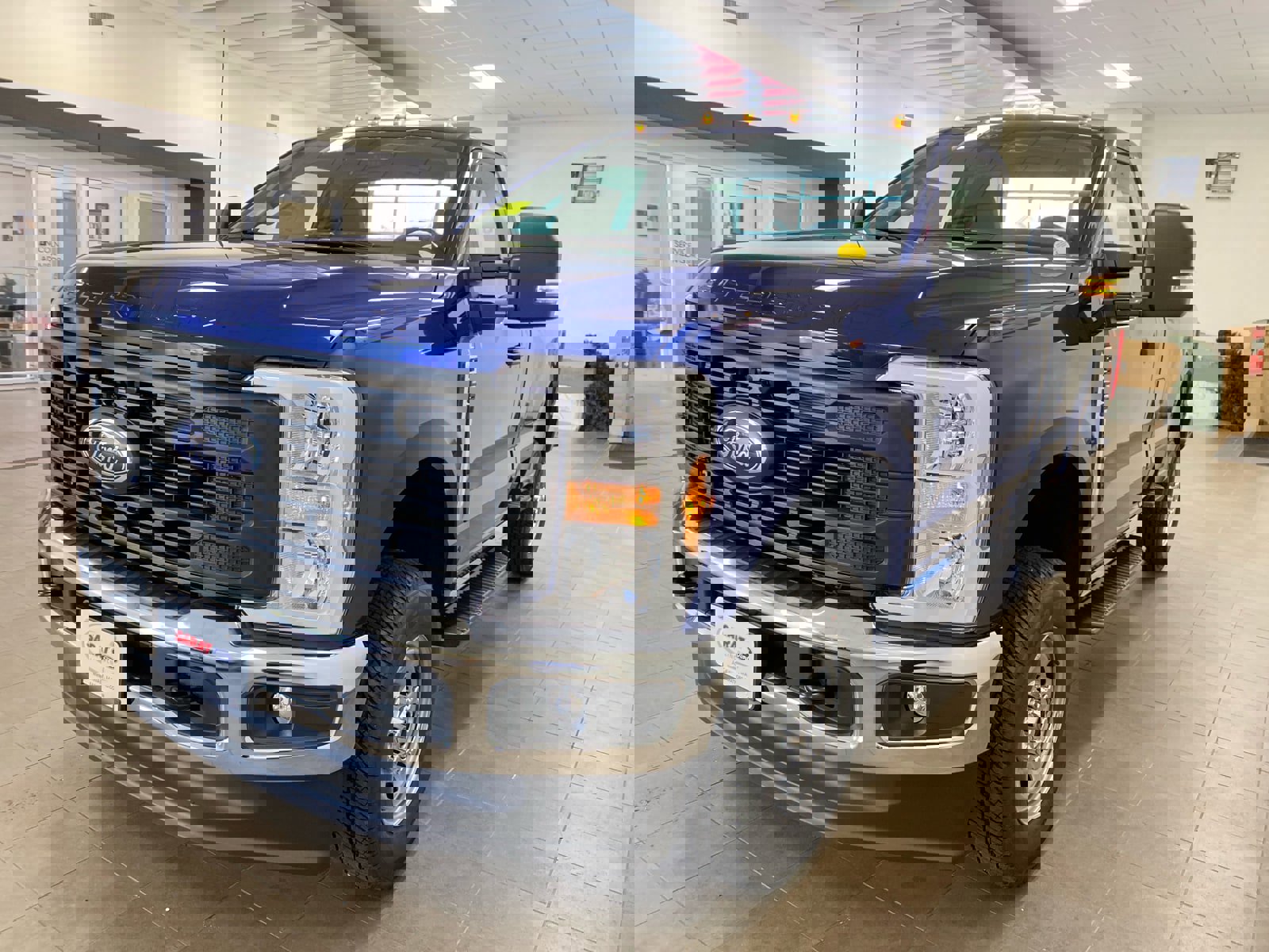 New 2026 Ford F250 XL w/ XL Chrome Package image 4