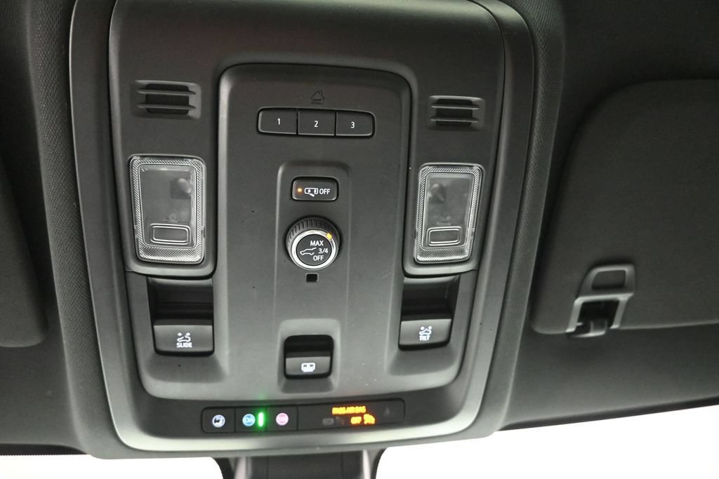 Used 2021 Chevrolet Tahoe RST AWD/4WD image 4