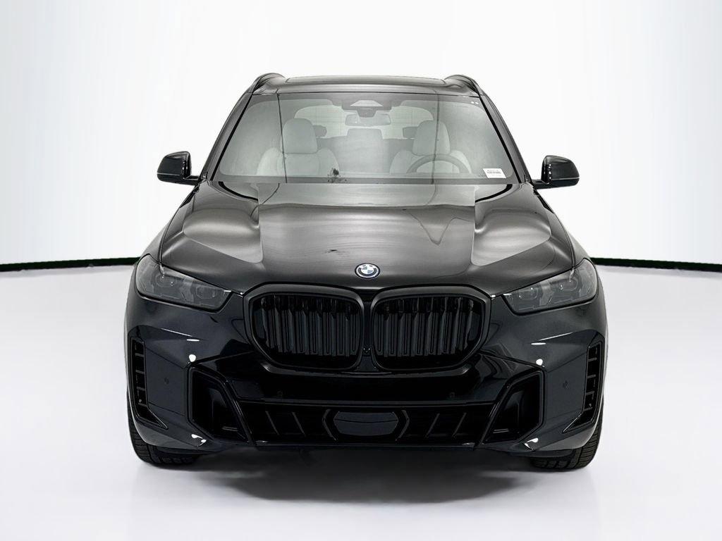 New 2026 BMW X5 xDrive50e w/ M Sport Package AWD/4WD image 2