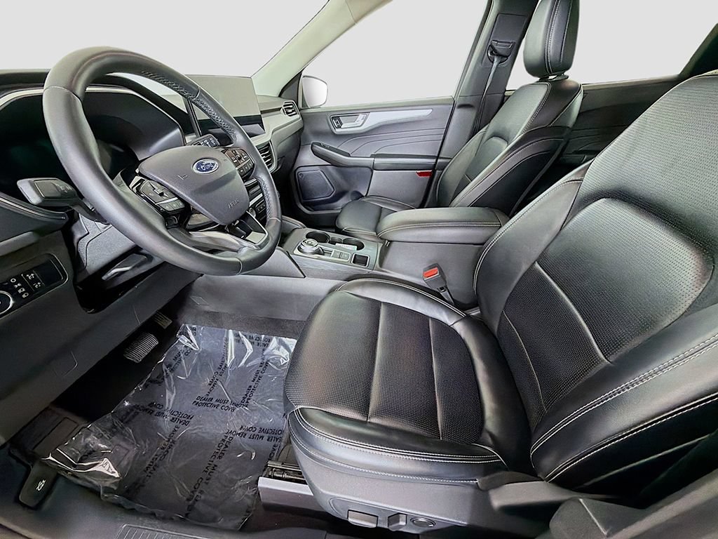 Used 2024 Ford Escape Platinum AWD/4WD image 21