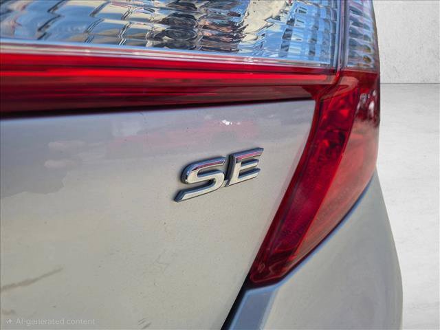 Used 2014 Toyota Camry SE FWD image 12
