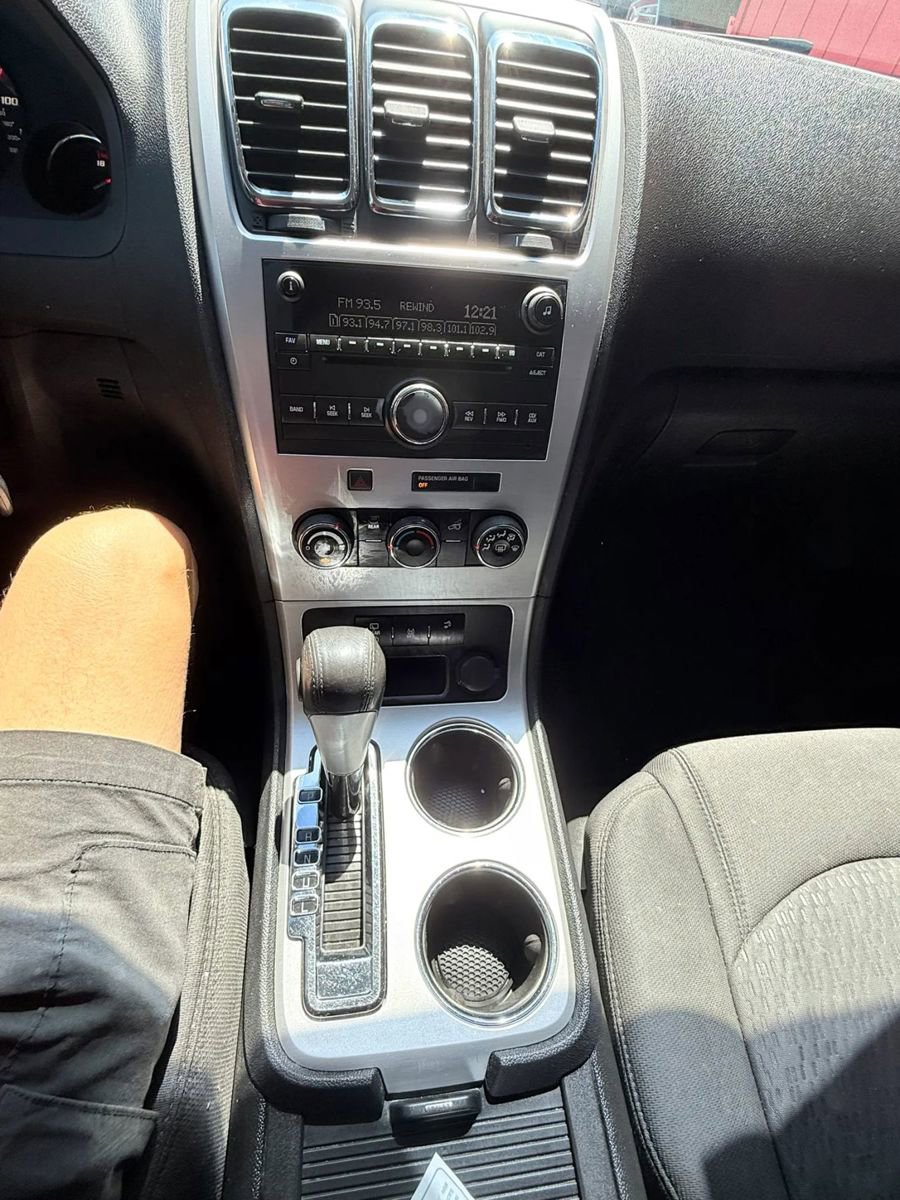 Used 2012 GMC Acadia SLE image 9