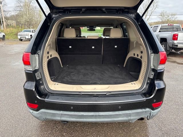 Used 2018 Jeep Grand Cherokee Laredo image 3
