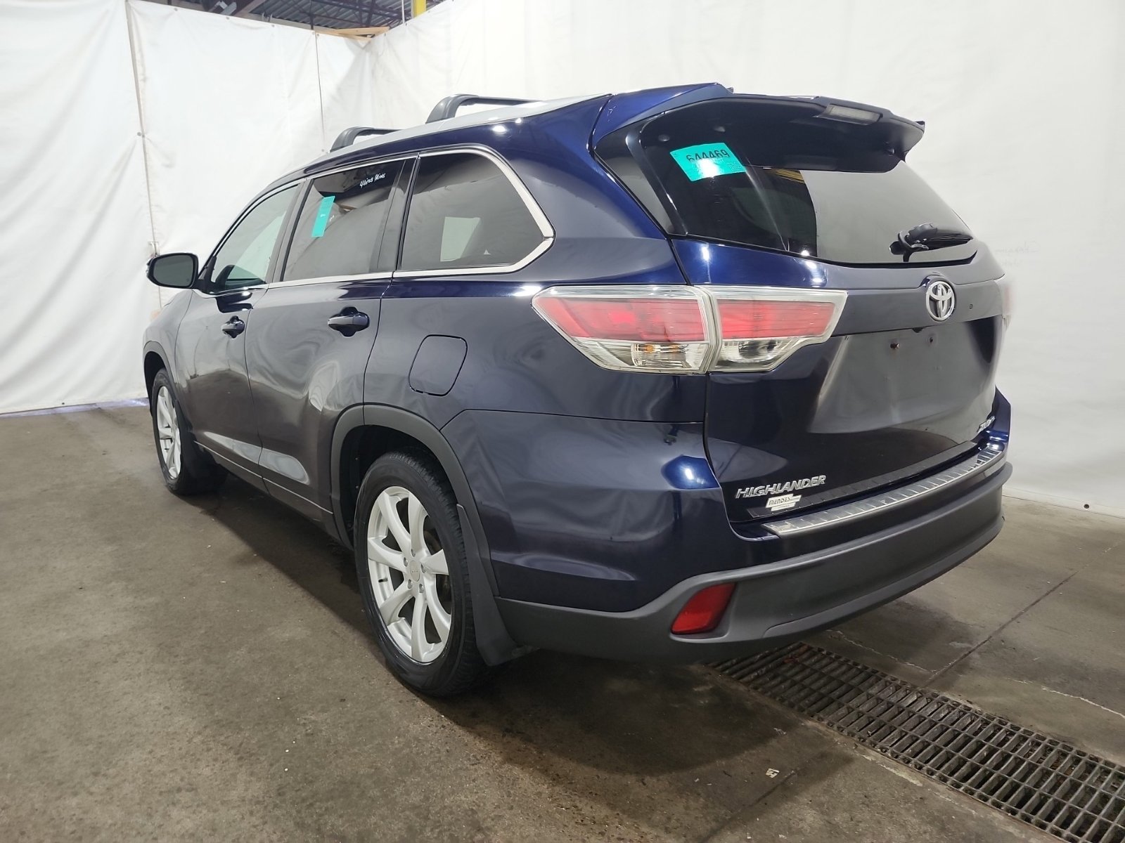 Used 2015 Toyota Highlander XLE AWD/4WD image 6