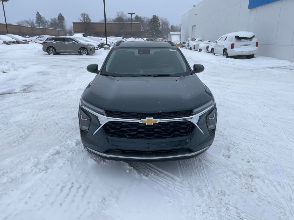 New 2026 Chevrolet Trax LT w/ LT Convenience Package image 2