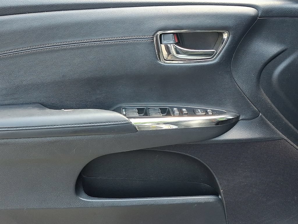 Used 2014 Toyota Avalon XLE Premium FWD image 13