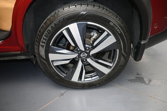 Used 2021 Nissan Rogue Platinum FWD image 13