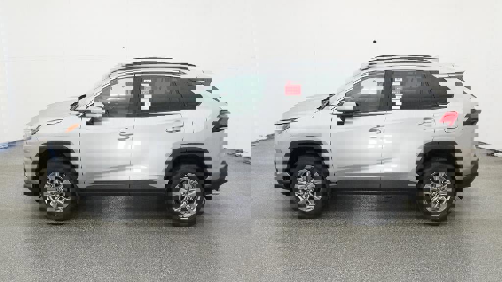 New 2025 Toyota RAV4 XLE image 3
