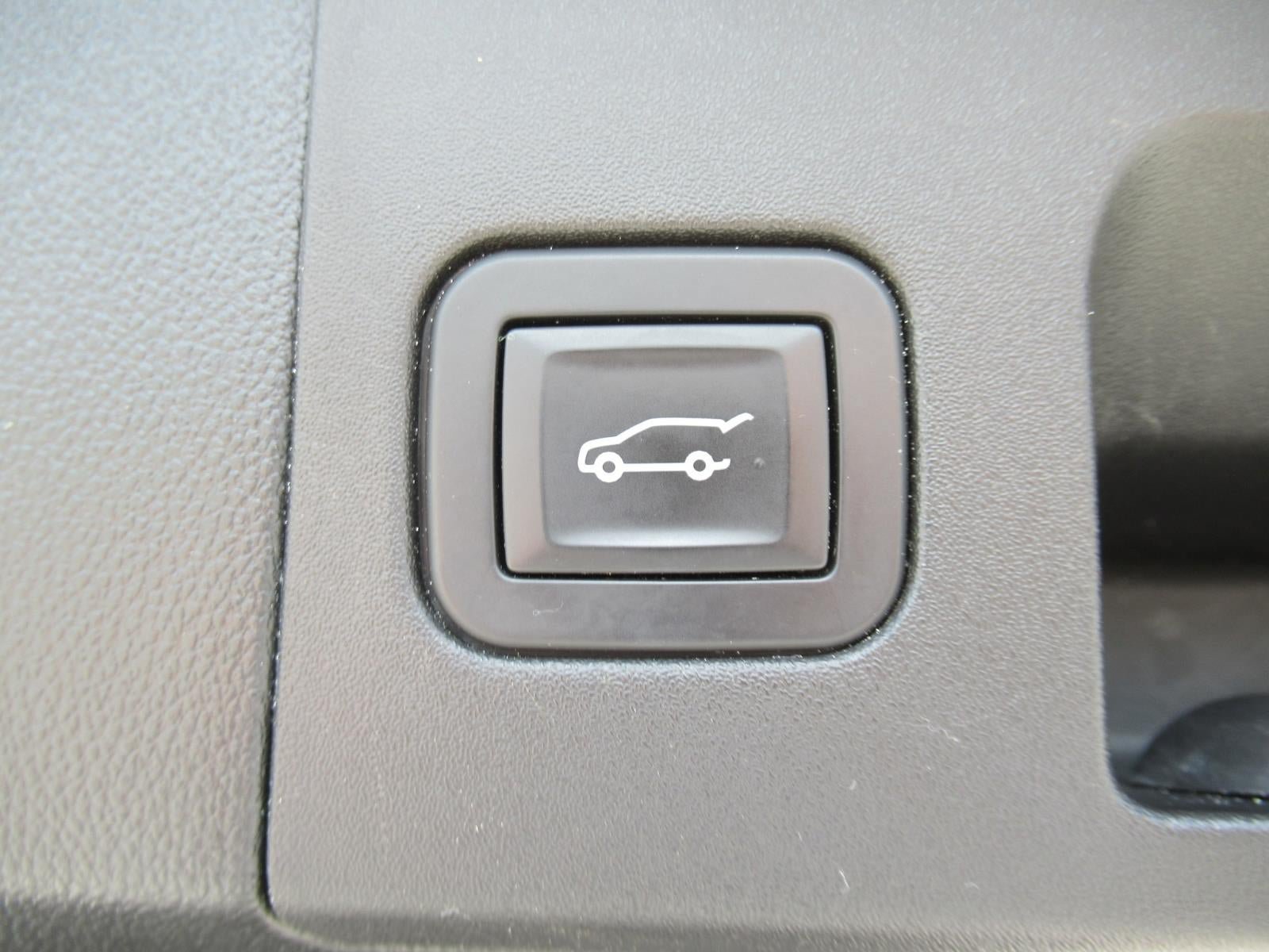 Used 2019 Cadillac XT5 Platinum AWD/4WD image 38