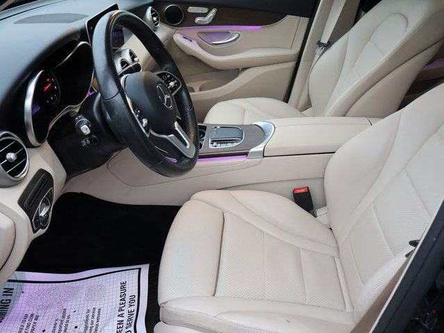 Used 2020 Mercedes-Benz GLC 300 4MATIC w/ Premium Package image 41