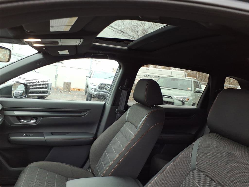 Used 2023 Honda CR-V Sport image 11