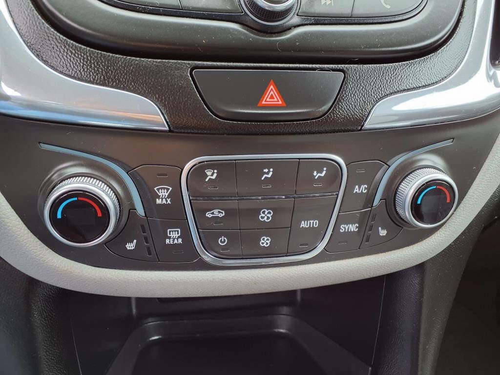 Used 2019 Chevrolet Equinox LT image 20