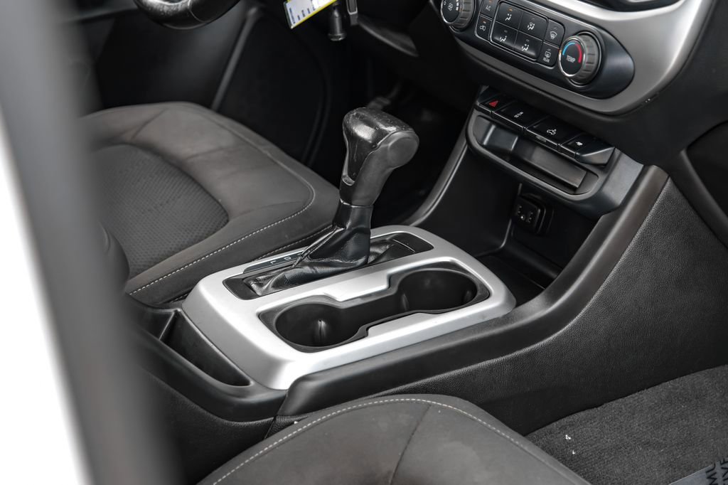 Used 2019 Chevrolet Colorado LT w/ LT Convenience Package RWD image 22