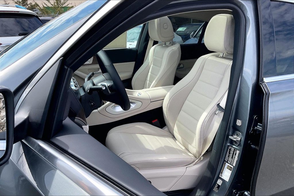 New 2026 Mercedes-Benz GLE 450 4MATIC Coupe image 9