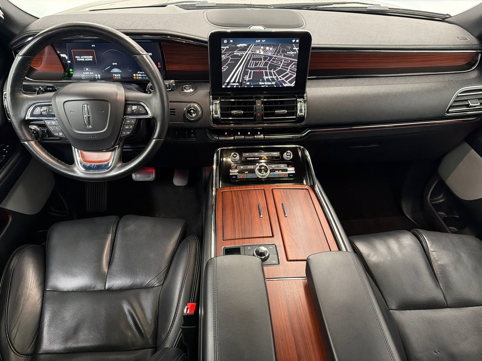 Used 2020 Lincoln Navigator Reserve w/ Luxury Package image 23