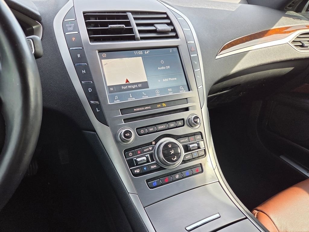 Used 2020 Lincoln MKZ Reserve w/ Monochromatic Package FWD image 33